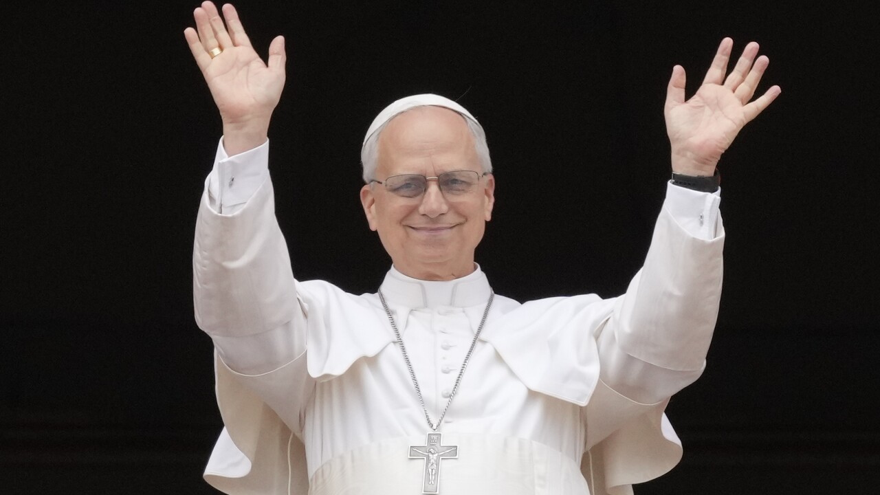 Pope Leo XIV Urges Global Ceasefires and Restores Tradition in First Sunday Address as Pontiff