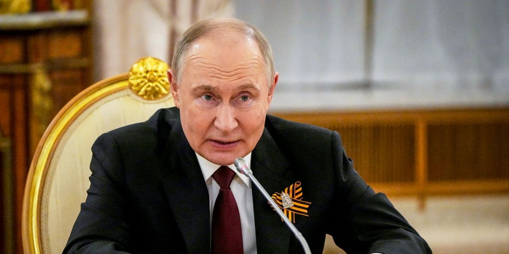 Putin Calls for Unconditional Peace Talks in Istanbul as Zelenskyy Demands Immediate Ceasefire