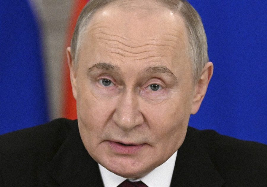 Putin Calls for Unconditional Peace Talks in Istanbul as Zelenskyy Demands Immediate Ceasefire