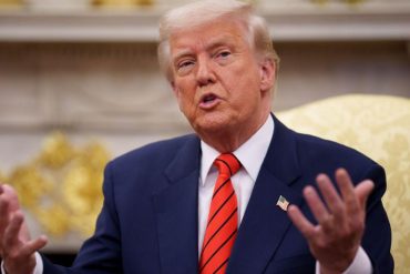 Trump Announces Russia-Ukraine Ceasefire Talks as Allies Urge Sanctions and Doubt Putin’s Intentions