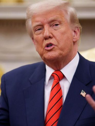 Trump Announces Russia-Ukraine Ceasefire Talks as Allies Urge Sanctions and Doubt Putin’s Intentions